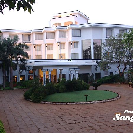 Sangam Hotel, Танджавур Екстериор снимка